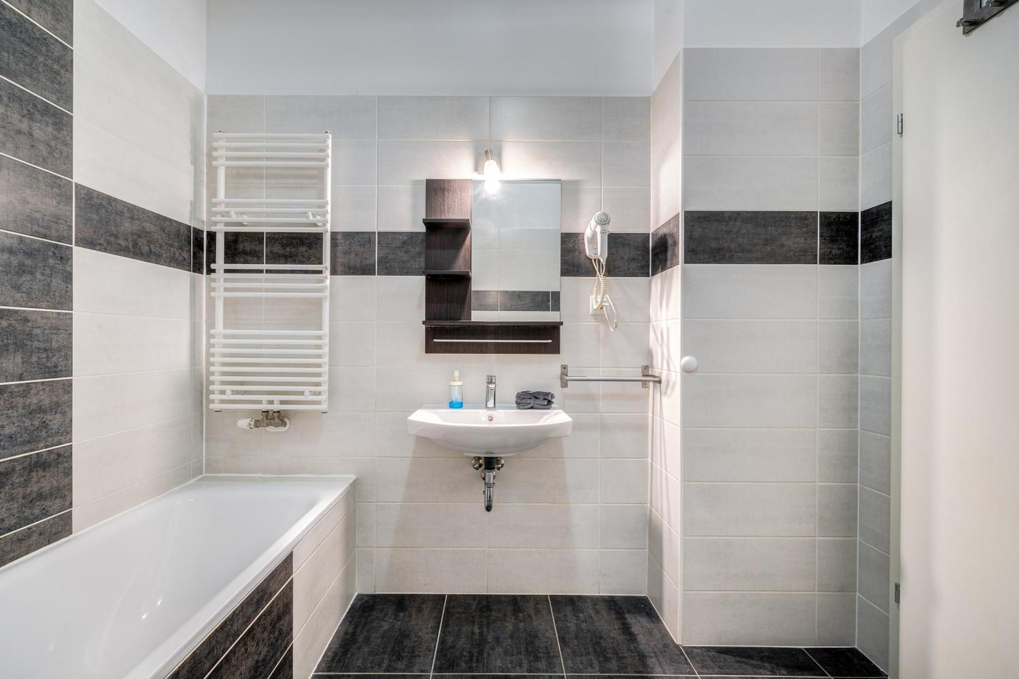Elegant Nest One Apartamento *